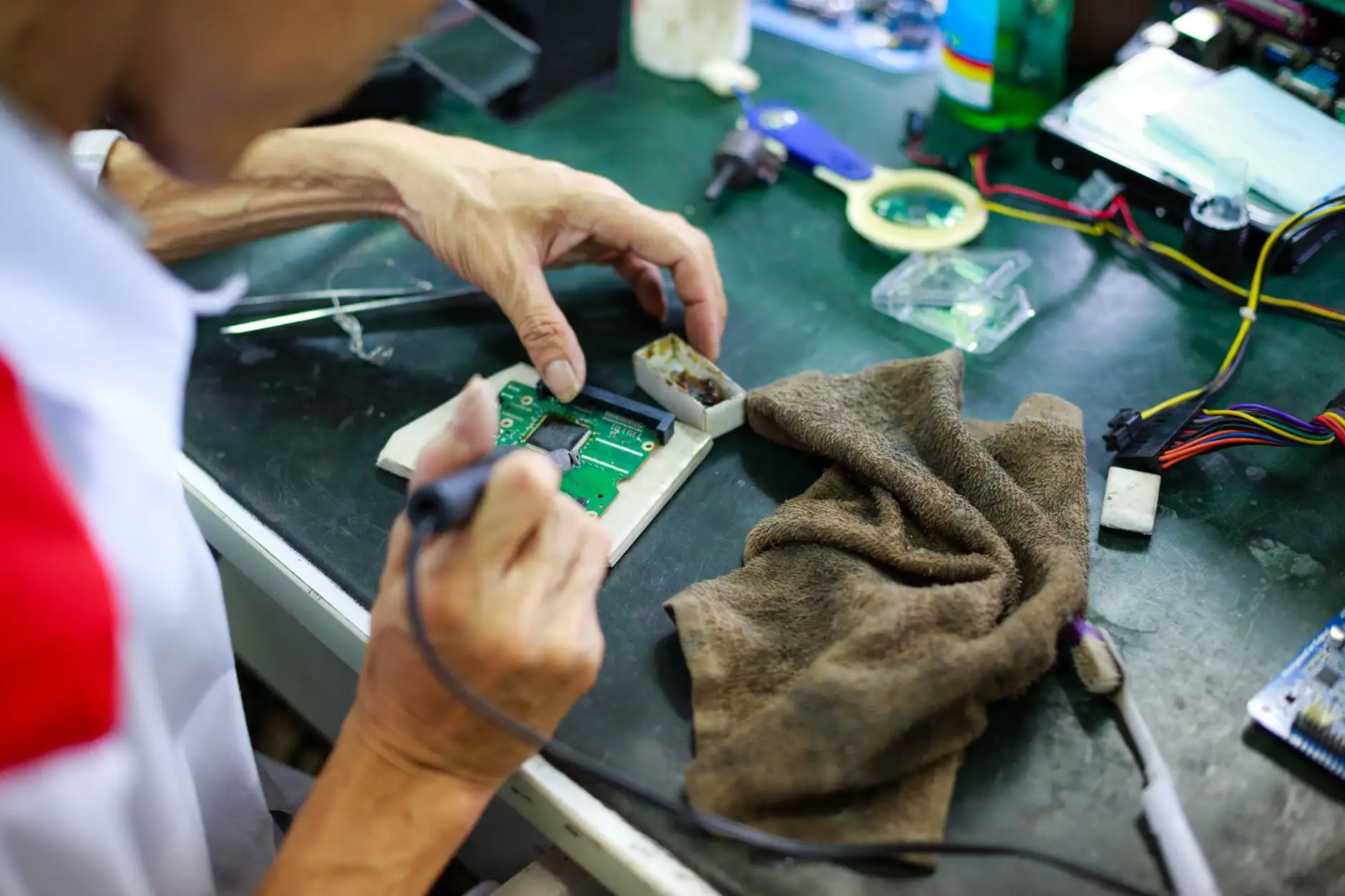 电路图设计到PCB制板全流程中的关键质量管控要点