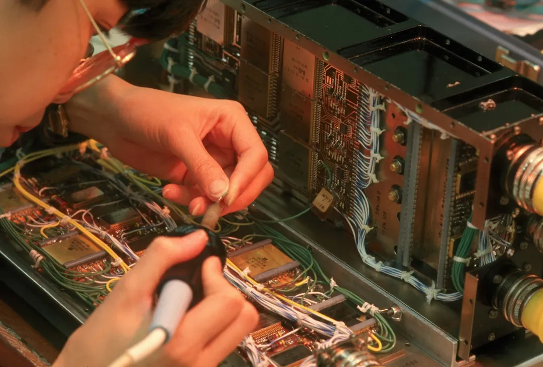 从PCB制板到功能调试：渡梵科技谈硬件打样阶段的质量管控要点正文配图 2