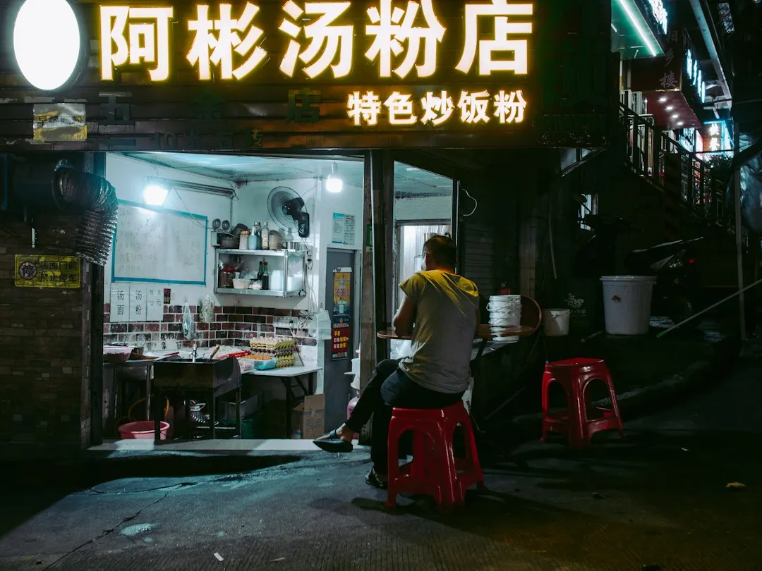 硬件产品快速落地指南：元器件选型与功能调试在样机组装中的协同方法